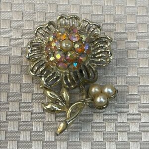 Vintage Mod Retro Rhinestone AB Flower Pin Brooch Gold Setting